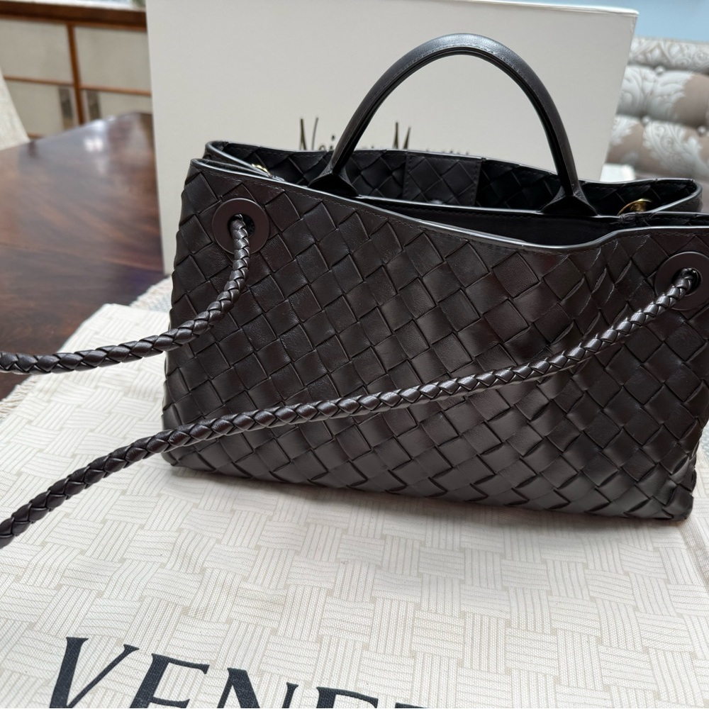 Andiamo shoulder bag with braided leather strap - Picture 10 of 13